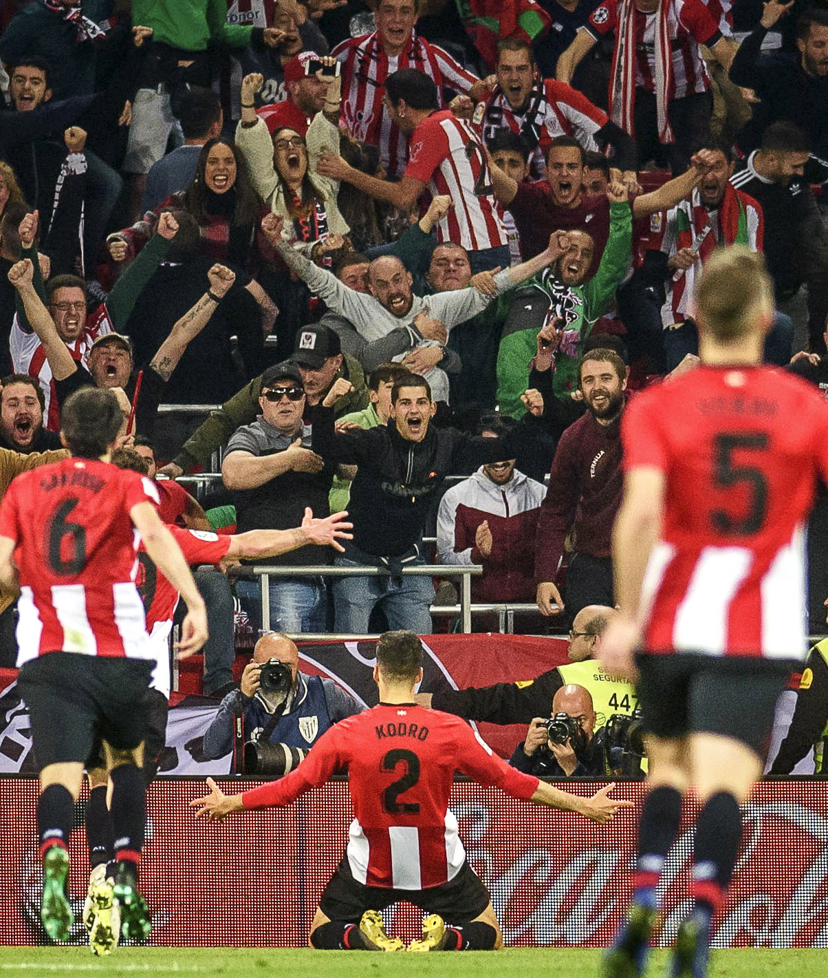 只因同步开 只因同步开